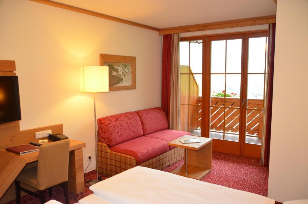 Hotel Roslehen Grossarl Habitación foto